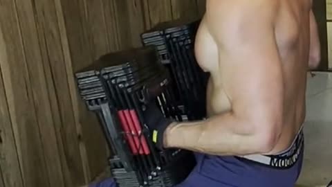 Master Chest Training: Pre-Exhaust Your Chest!
