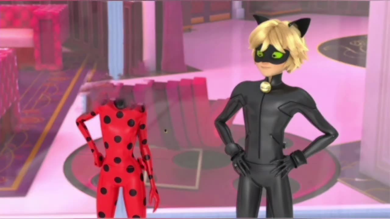 Ladybugs head fell off - Miraculous