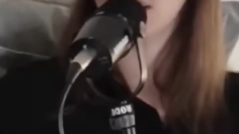 SPRAVÍ DÁRKY VZTAH?