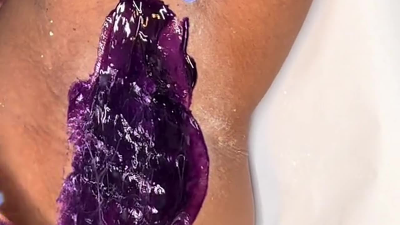 🔥 Underarm Waxing Demo Using Sexy Smooth Purple Seduction & Tickled Pink Hard Wax | by @lagotti9 🔥