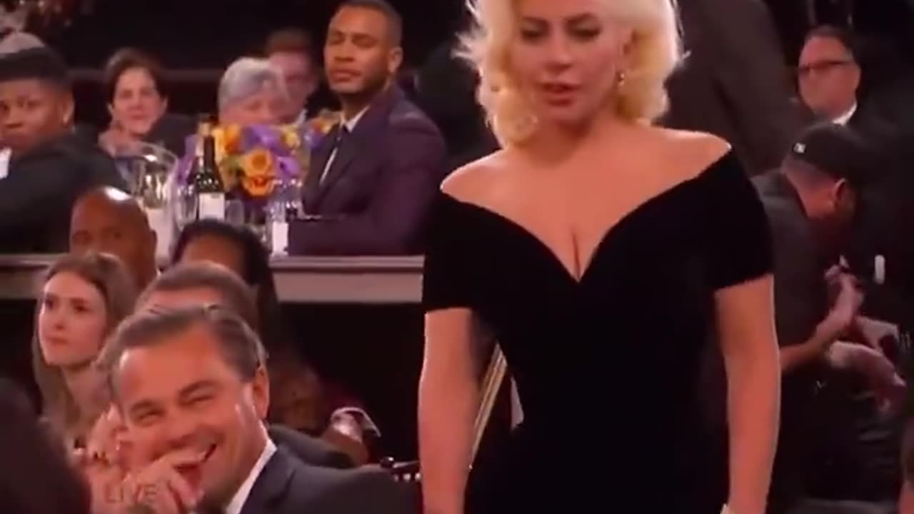 That time when someone over 25 years old touched Leonardo DiCaprio 😂