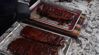 Crockpot vs. Oven Ribs – Which One Falls Off the Bone?