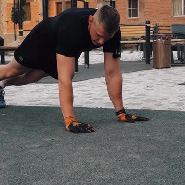 3 types of push up for different group of muscles.