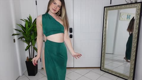 Sexy Holiday Dresses TRY ON HAUL with Shiny Nylons & High Heels 🎄