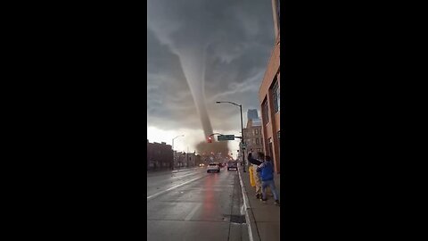 Tornado hits city scary