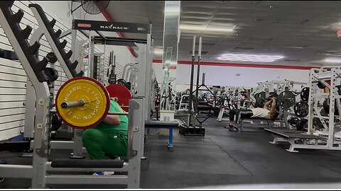 BACK SQUATS 100KG/220LBs for 10 Reps