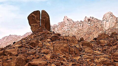 "Unveiling Mount Sinai in Saudi Arabia: The Epic Encounter of Moses and YHWH"