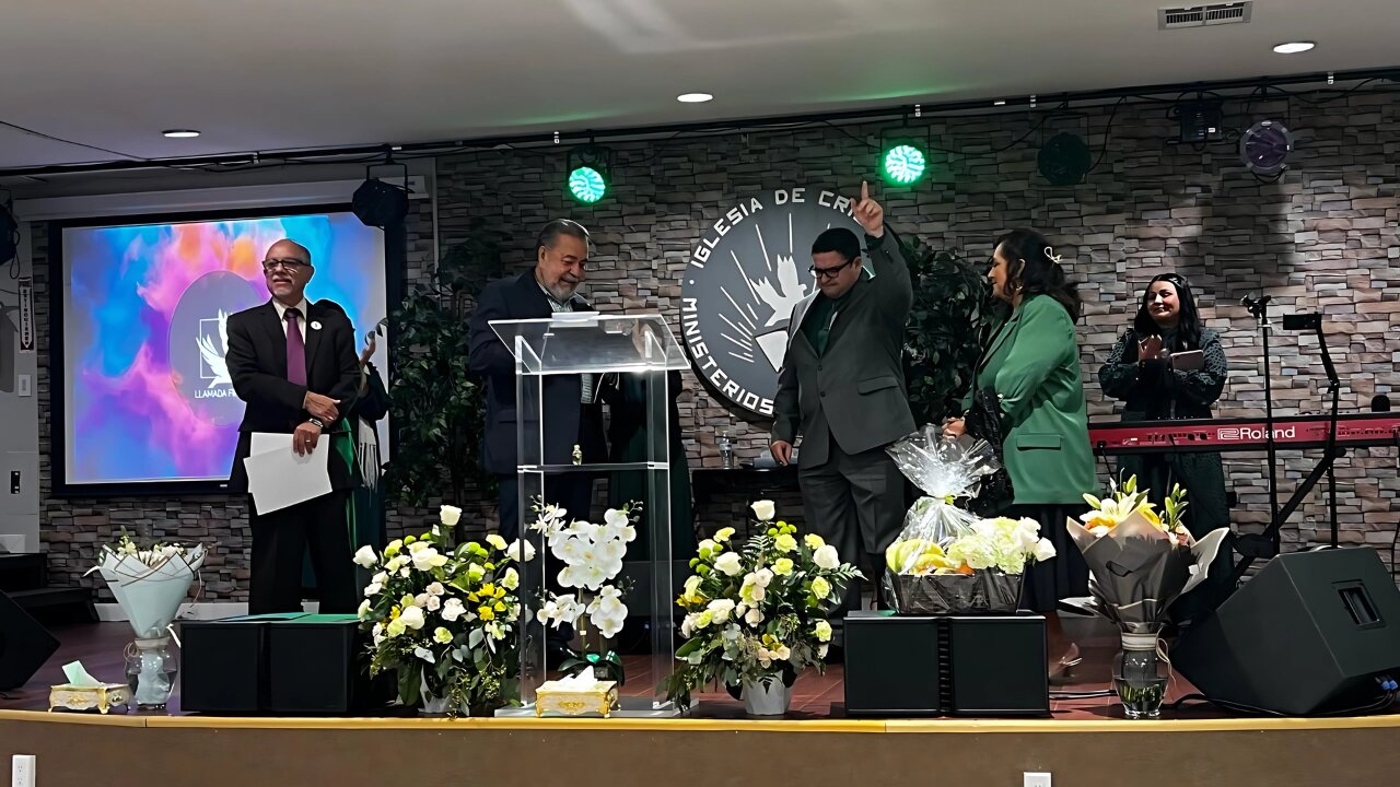 «Servicio especial de afirmación de ordenamiento oficial de los pastores Allan y Alejandra Jiméne