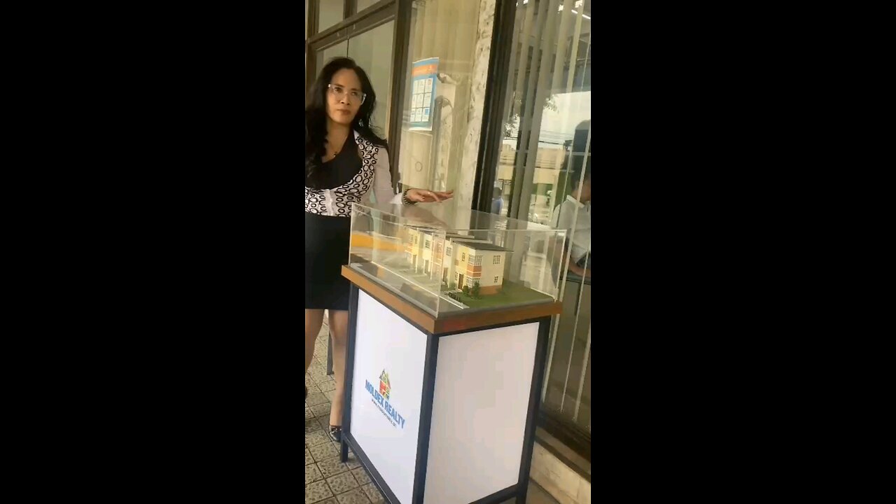 Realtor @Moldex Realty