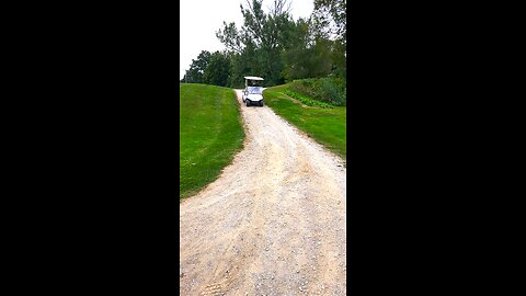 When a single golfer is playing fast