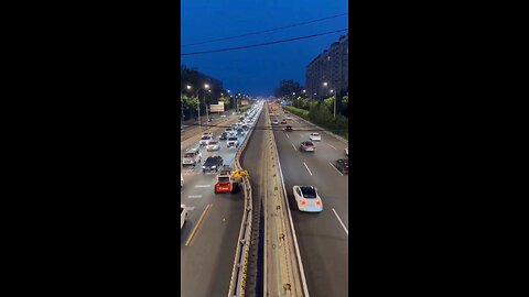 In China they make roads during heavy traffic!! 🚗 🚘