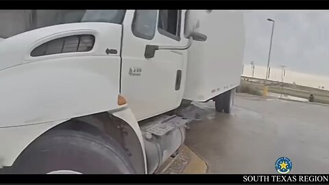 DPS Discovers 25 Illegal Immigrants Crammed Inside Box Truck Along I-37
