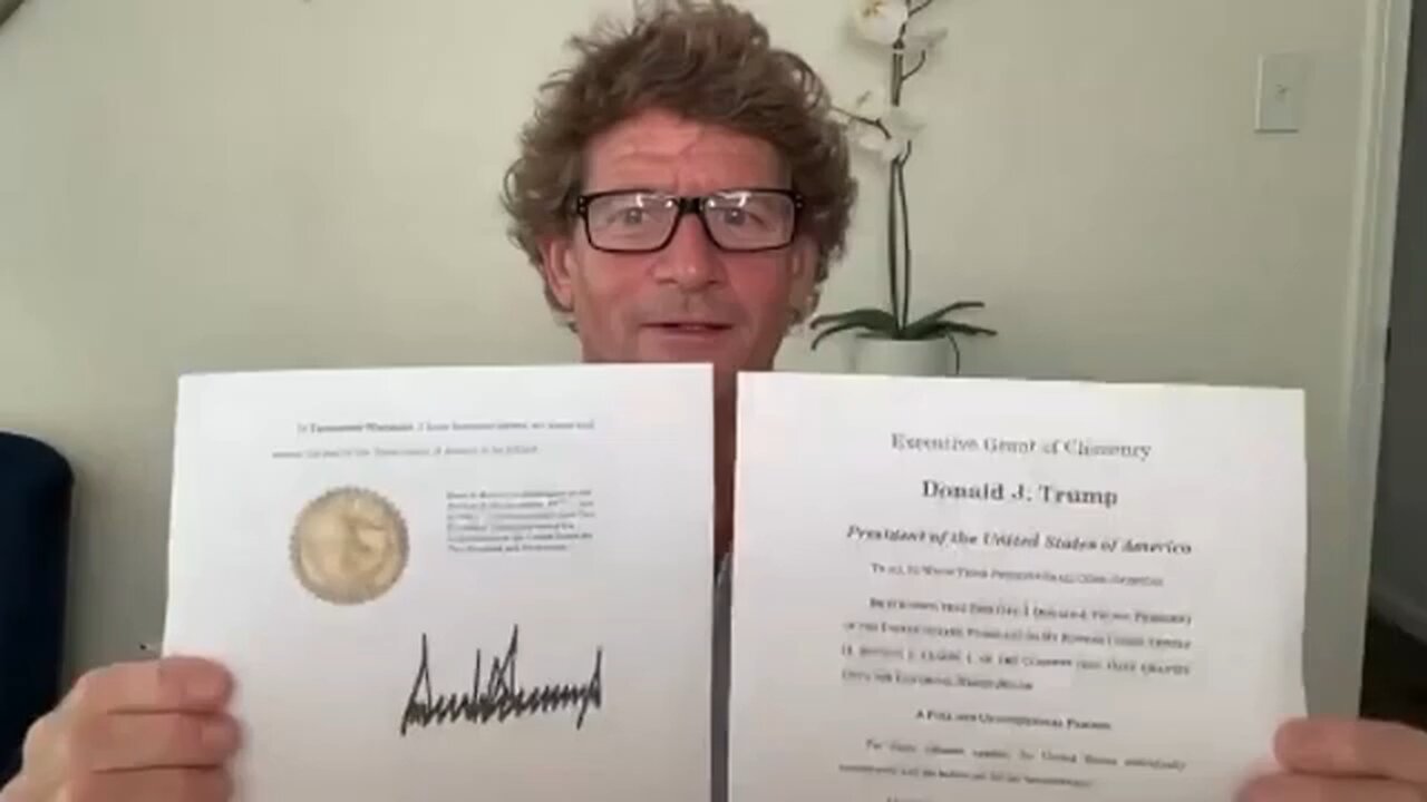 Trump pardons 2 divers who freed 19 sharks off the Florida coast