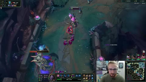 Dr. Mundo but I'm literally the HULK with this build... (8000+ HEALTH, 650 AD, 999 AURA)