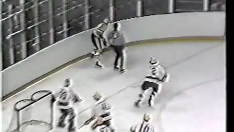 NCAA 1975 CHAMPIONSHIP MICHIGAN TECH HUSKIES VS MINNESOTA GOLDEN GOPHERS