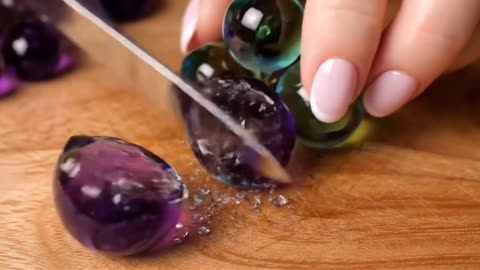 ASMR-RELAXING video