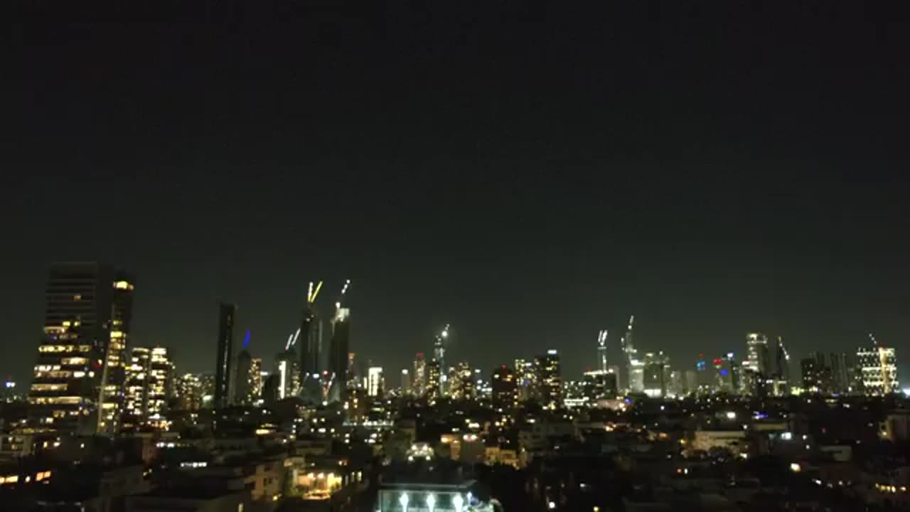 2025 LIVE: View of Tel Aviv skyline