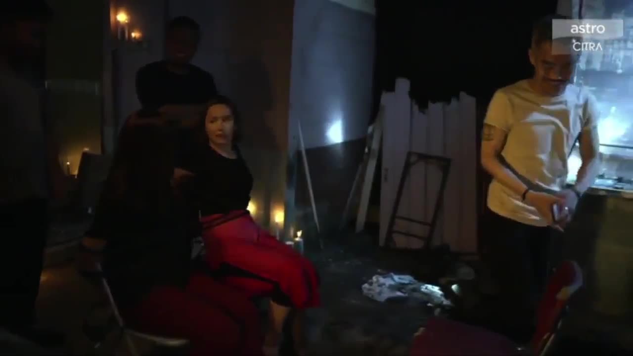 Please Subscribe Cintaku