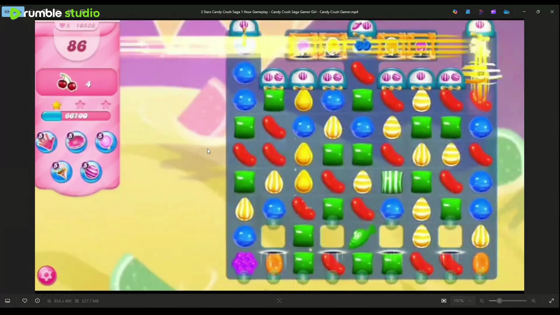 LIVE Candy Crush Saga Gamer Girl - Candy Crush Gamer
