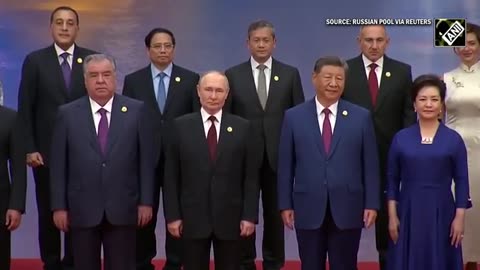 Amazing: Pakistani PM Shehbaz Sharif rushes to greet Prez Putin at world Leaders
