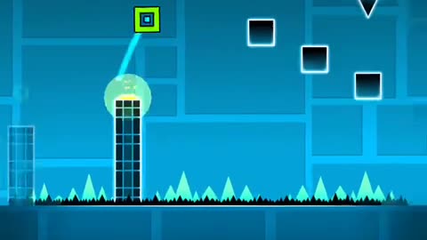 Geometry Dash Lite level 3: Polargeist