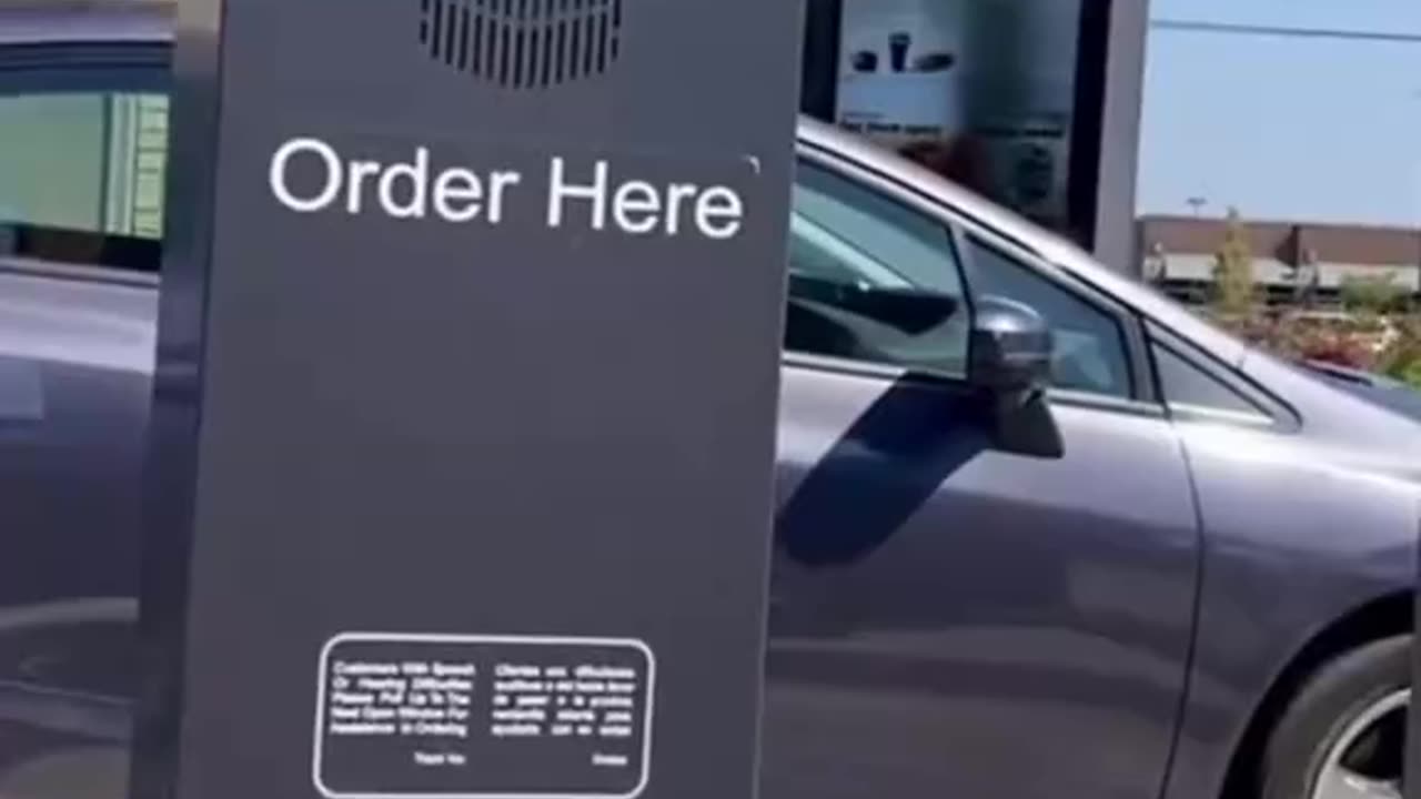 🤣🚗 FUNNY Drive-Thru Pranks !! 🤣🚗 #funnyencounters #drivethrupranks #fyp