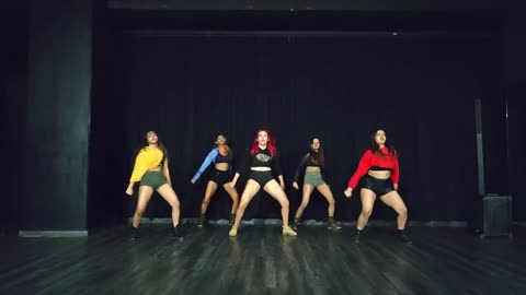 ali Gali - KGF Neha Kakkar Mouni Roy The BOM Squad Svetana Kanwar Choreography