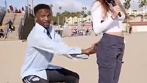 Viral: what you want kiss or slap | #viral #pakistan #shortfeed #youtubeshorts #