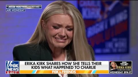 La psicopatica Erika Kirk sta davvero piangendo e ridendo istericamente