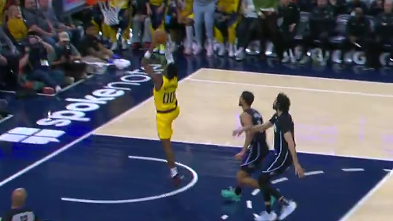 NBA Bennedict Mathurin drives the full length of the court and finishes at the rim 🙌