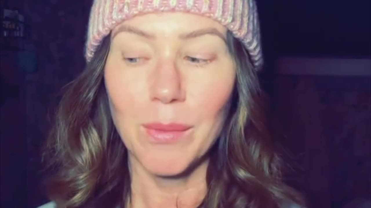 VIRAL SLEEP HACK IF YOU SUFFER FROM INSOMNIA