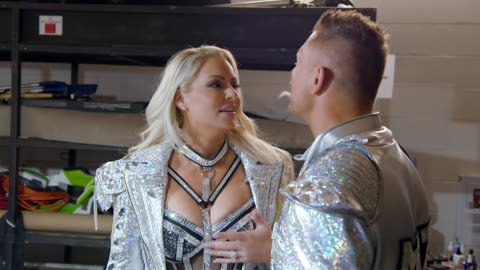 Maryse receives a warm welcome in her WWE return: Miz & Mrs., July 4, 20222 @wwefree