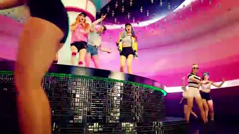Amazing: BLACKPINK - '붐바야 (BOOMBAYAH)' M/V