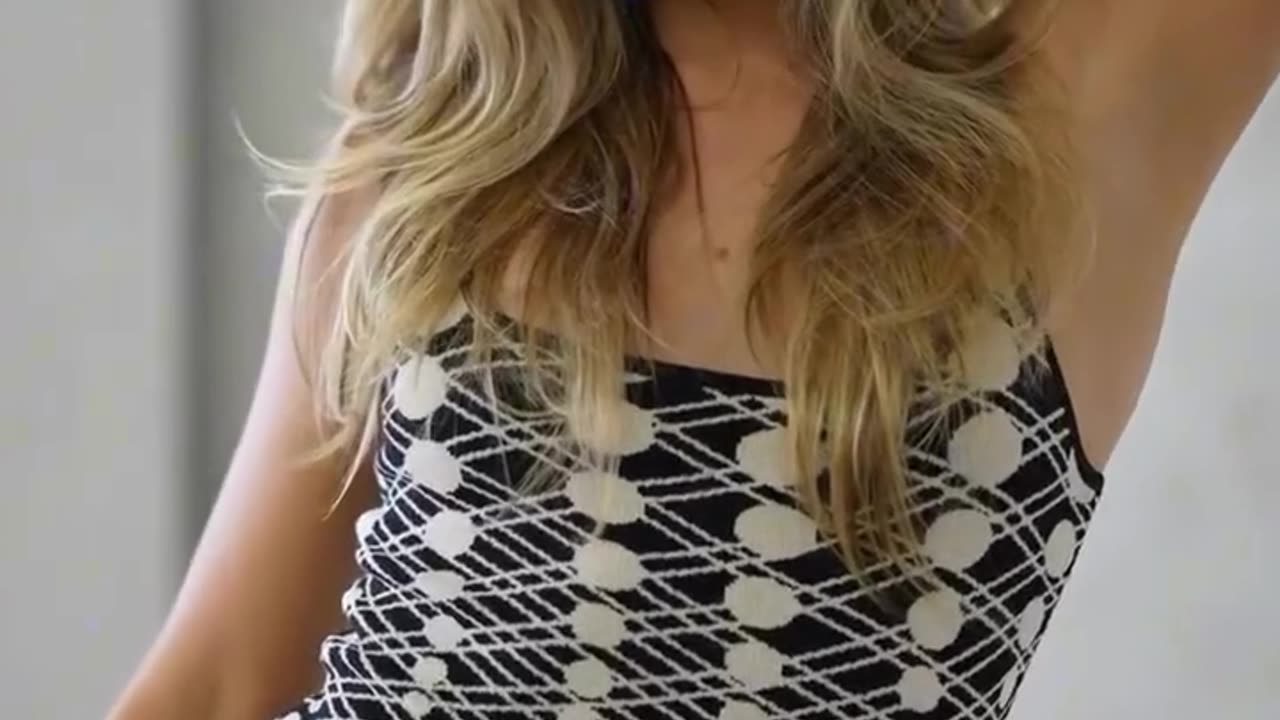 this dress is giving carpet in the best possible || Zephyra || Insta Reel || Viral Model