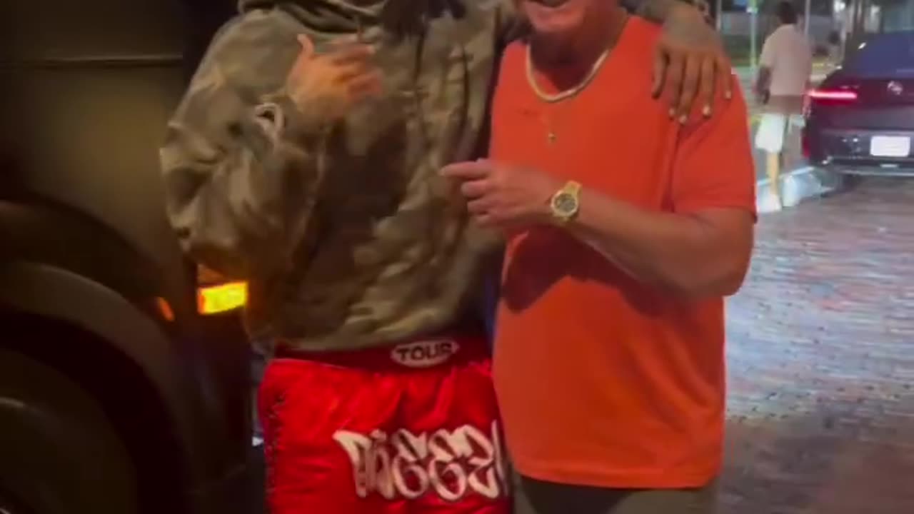RIC FLAIR The Nature Boy WOOOOO! greets CHRIS BROWN @ricflairnatureboy @chrisbrownofficial!