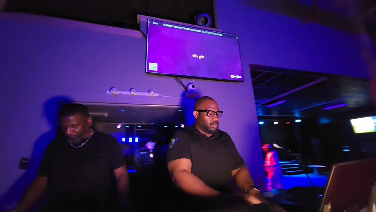KLUB KARAOKE AT VENUE 757 VLOG WITH SOPE WATSON
