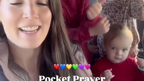 Pocket Prayer: Quick Family Gratitude on the Go!