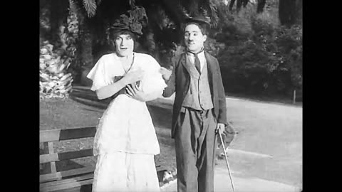 Twenty Minutes of Love (1914) Full movie | Charlie Chaplin's comedy