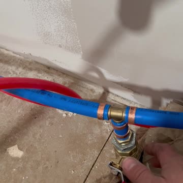 1st time turning the water on in the big Tiny house