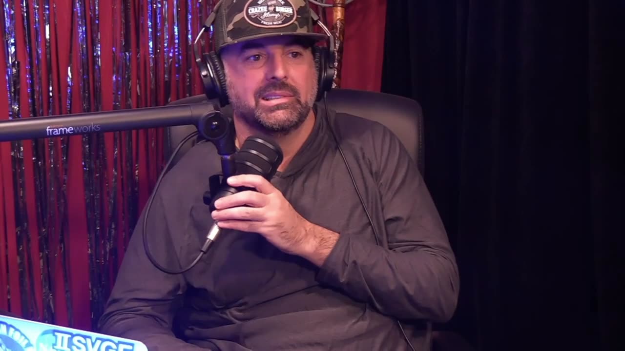 Mandela effect Bible change interview on Tin Foil Hat with Sam Tripoli This got interesting
