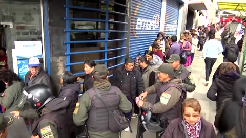 Long queues in Bolivia as fuel shortage worsens