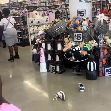 Screaming Match @ Five Below