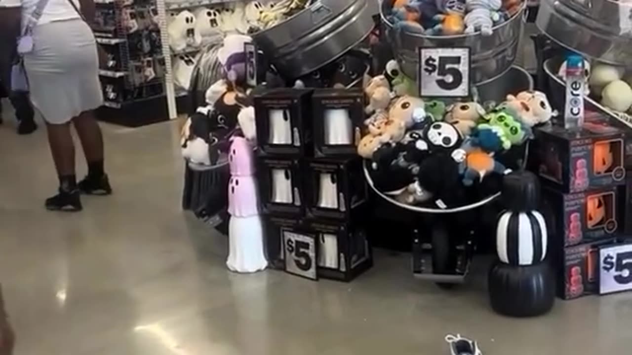 Screaming Match @ Five Below