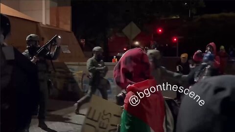 ICE and Portland police disperse anti-ICE protestors swarming outside Portland ICE facility