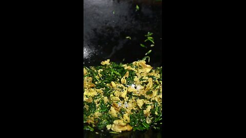 Power Greens with Fluffy Eggs – 10-Minute Recipe! ⚡🥗🍳 #EasyRecipe #ProteinPacked #GreenGoodness
