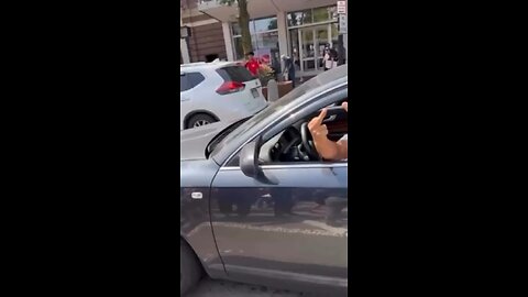 Pro-Israel man violently threatened protesters in Massachusetts with an axle.