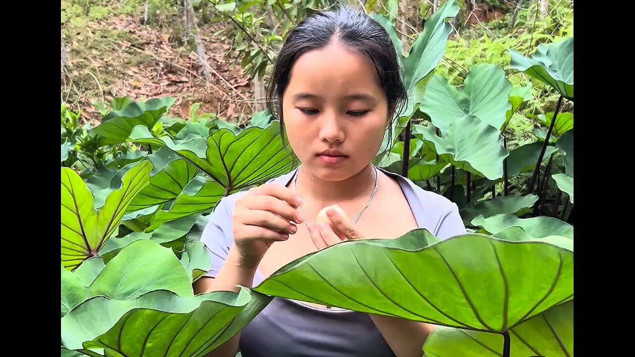 Wait—Tape Can Do That to a Boiled Egg?! #camping #outdoors #bushcraft #lifehacks