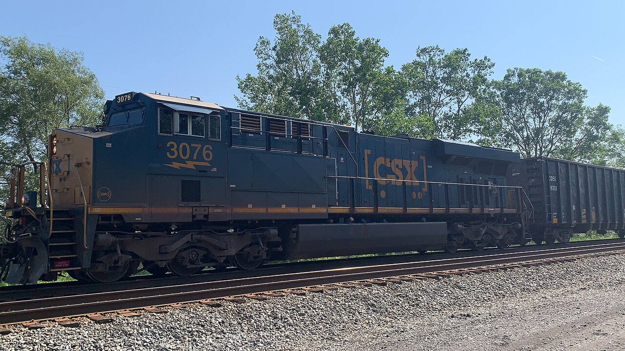 CSX Train 3076 goes solo down the rails
