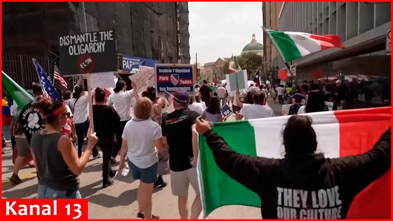 Thousands of demonstrators in Dallas protest Trump's immigration policies
