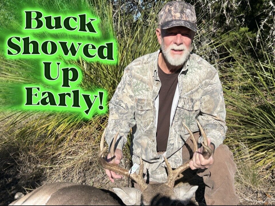 What a Hunt! This Buck Came Out of Nowhere!